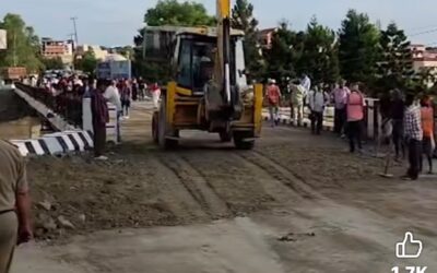 पुल नहीं गिरा था, झूठ का पुल ज़रूर खड़ा कर दिया गया था।